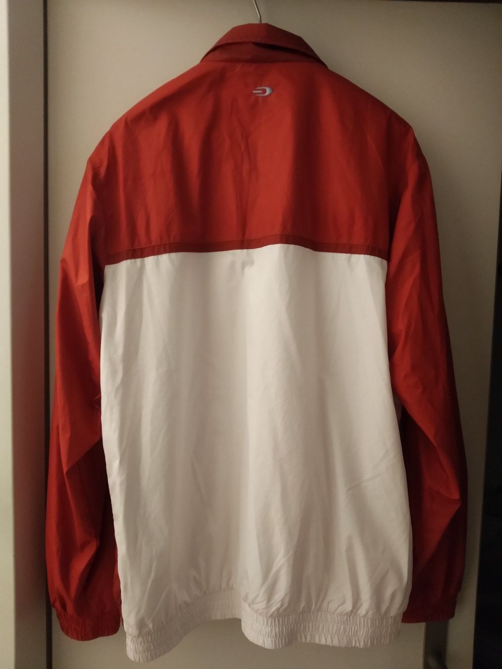 Jacken: Jacke online XS Neu – Neu (gemäss Beschreibung) aus Münchenbuchsee von Cori1968 2