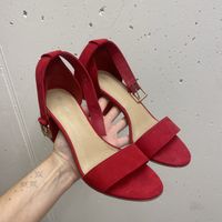 Graceland Sandalen rot Grösse 39 getragen