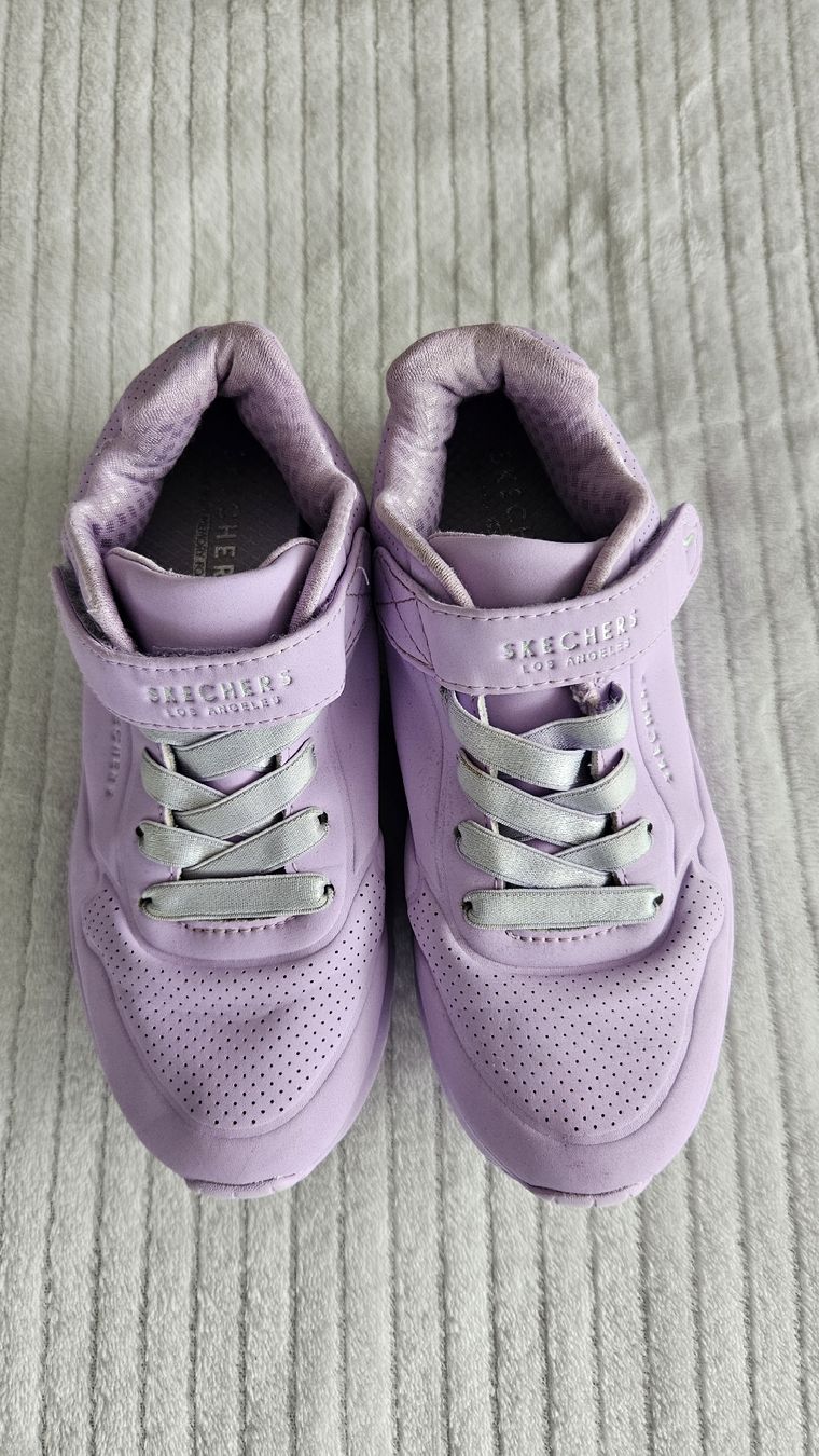Skechers Scarpe per ragazze: Sketchers 35 – Usato da Büsserach venduto da DTM82
