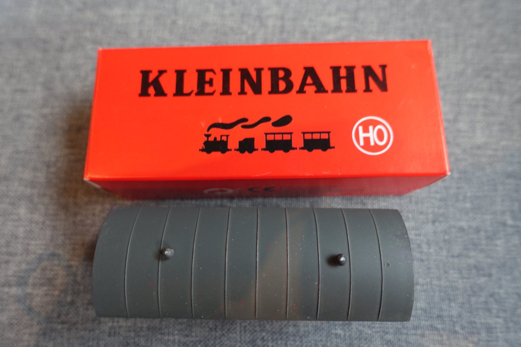 Kleinbahn Modellini di ferrovie: KLEINBAHN No. 320 ÖBB Kühlwagen – Usato da Wallbach venduto da Sarrows 4