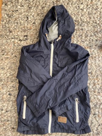 Leichte Windjacke / Sommerjacke blau Grösse 140
