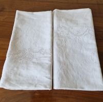 2 Kissenbezüge mit Stickerei