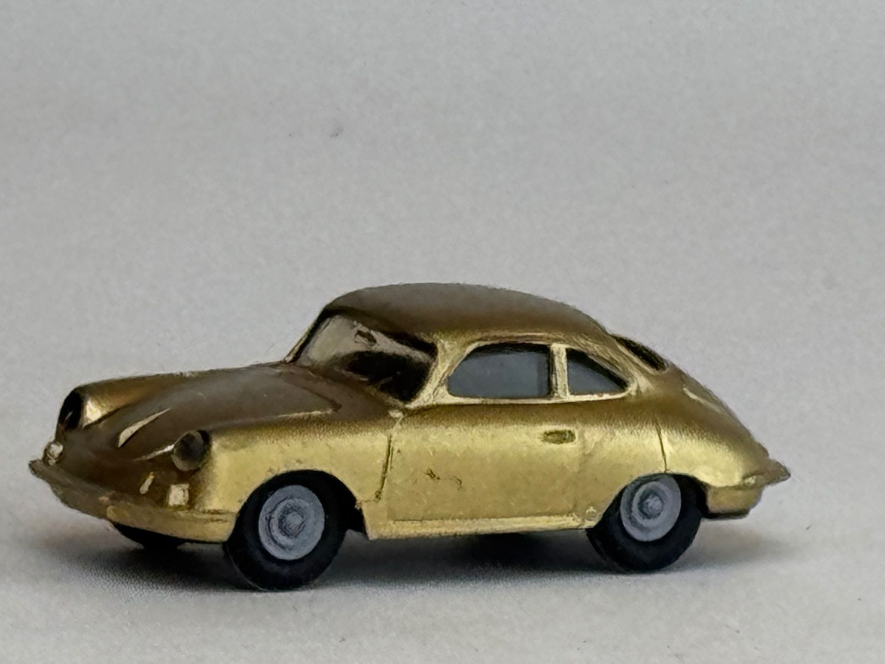 Brekina Voitures modèles: VE1- Praline Porsche 356 goldmetallic – D'occasion à Elm par Wikmtz