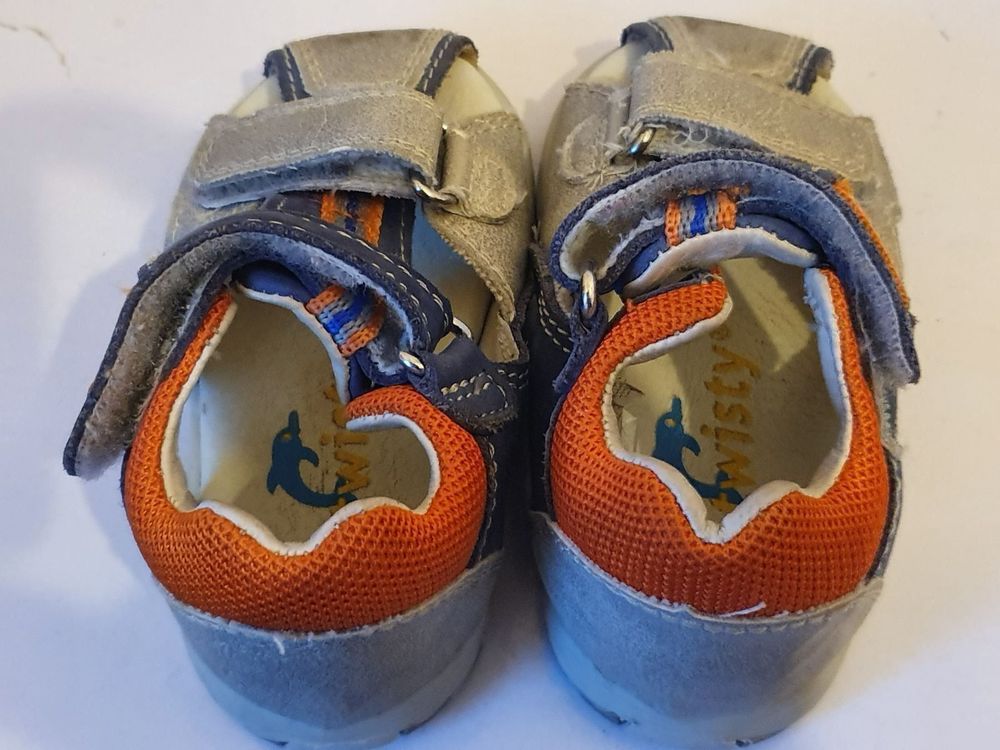 Scarpe per ragazzi: Sandalen für Kinder Gr. 20 – Usato da Langnau am Albis venduto da jer_pm72 2