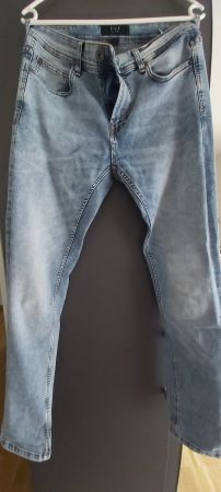 Jeans / Grösse 29/32
