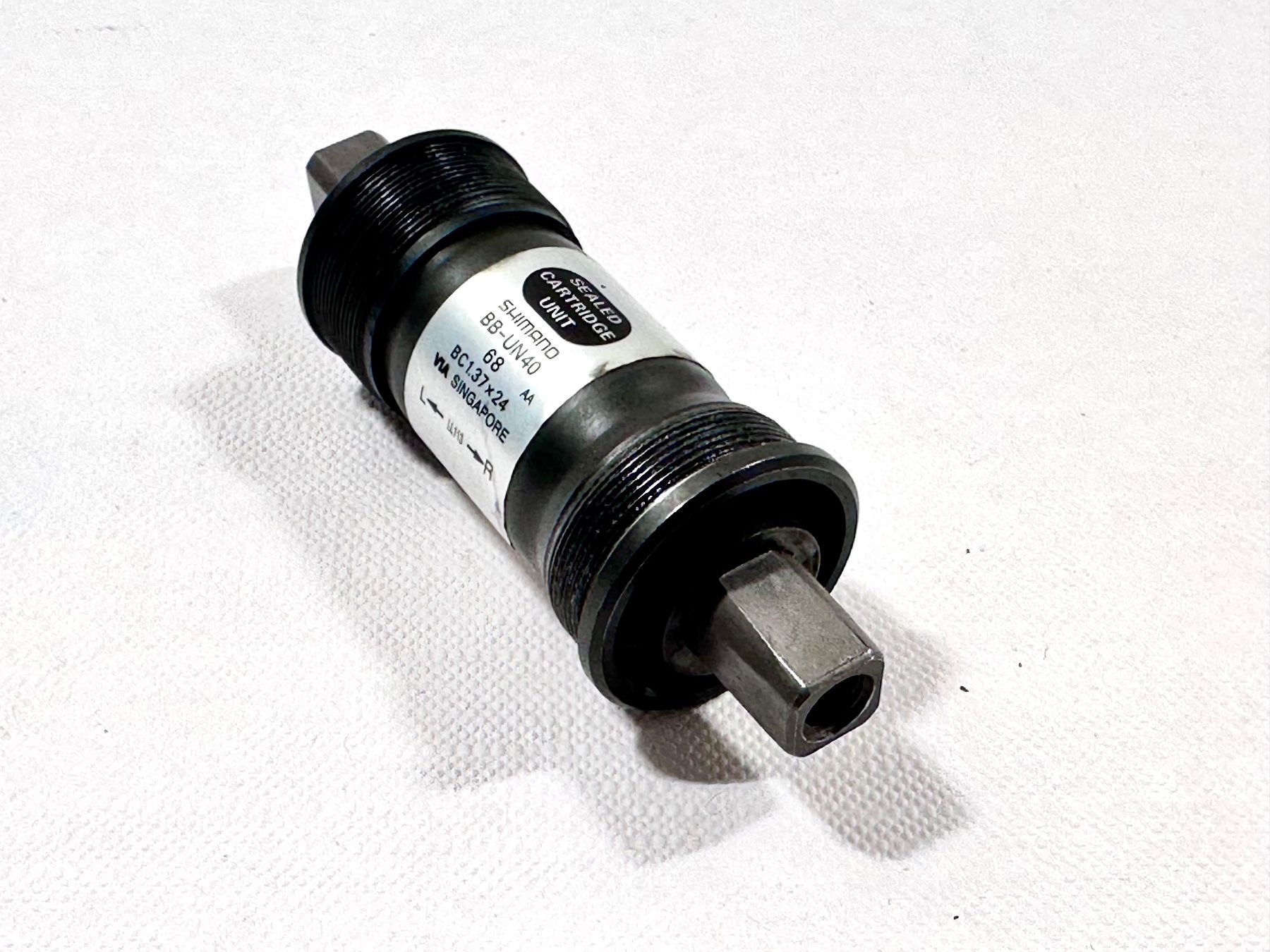 Shimano Pezzi di ricambio: Shimano BB-UN40 Bottom Bracket Innenlager BSA 113mm – Usato da Luzern venduto da bikeandbeltcom 1