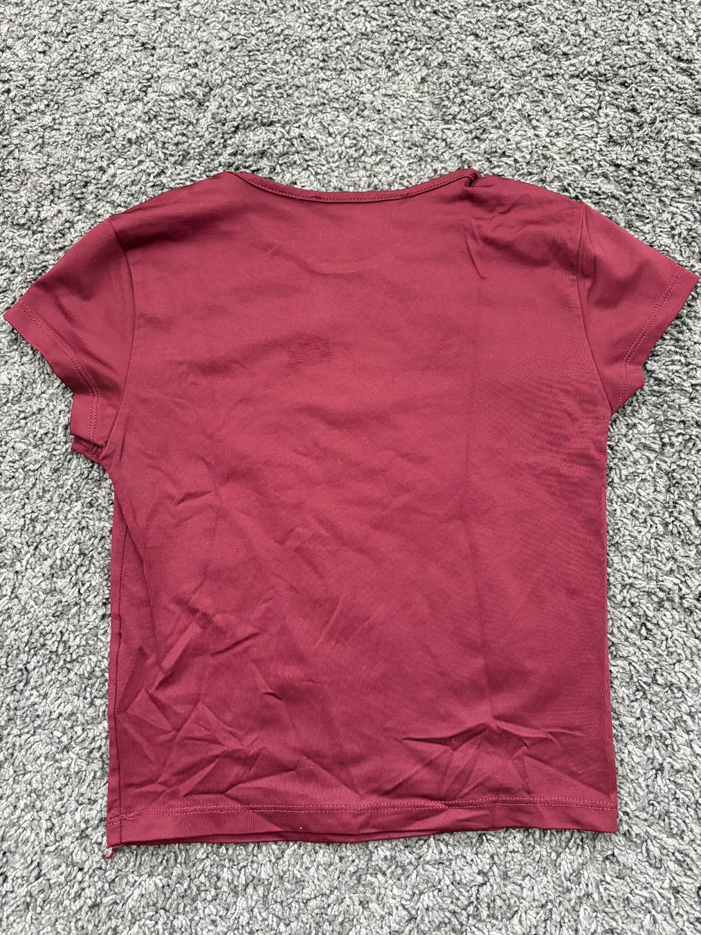 Stradivarius T-shirt: T-Shirt Stradivarius – Usato da Rain venduto da Rasala3 1