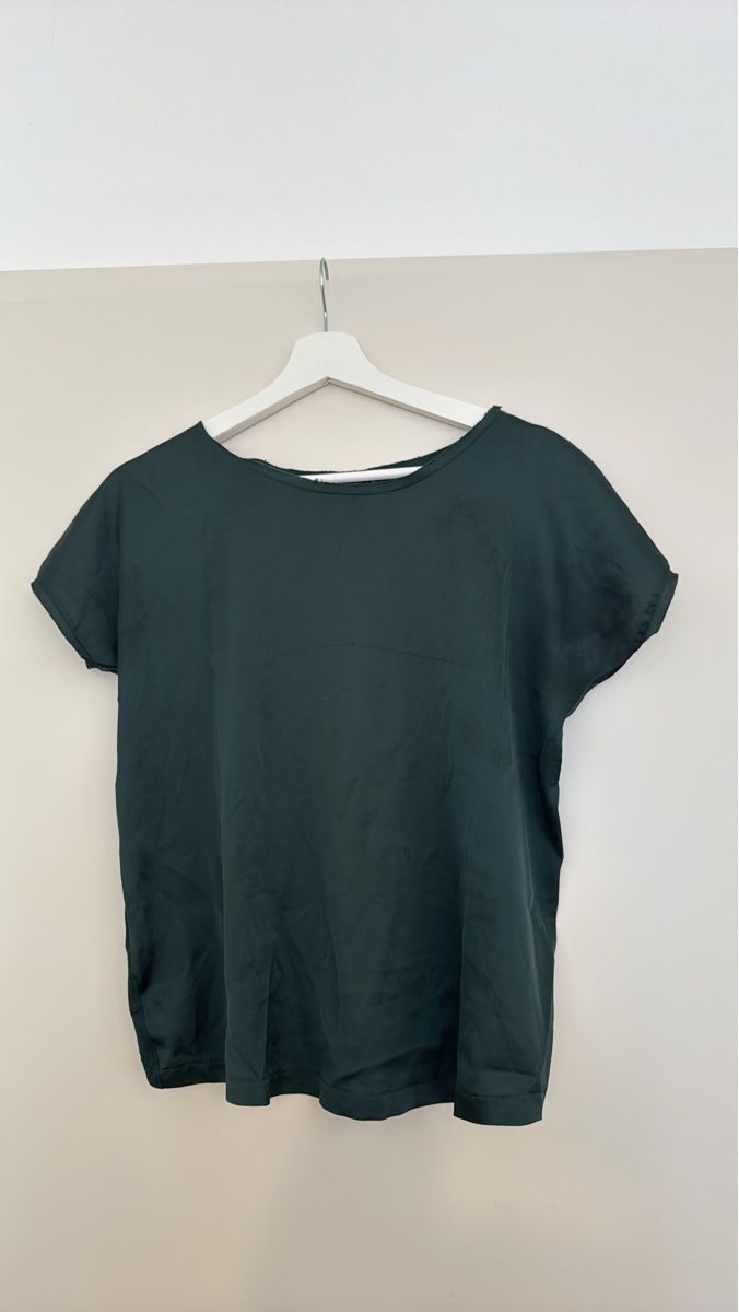 Mango T-shirt: Waldgrünes Shirt Elegant – Usato da Zürich venduto da AnnaSaskia