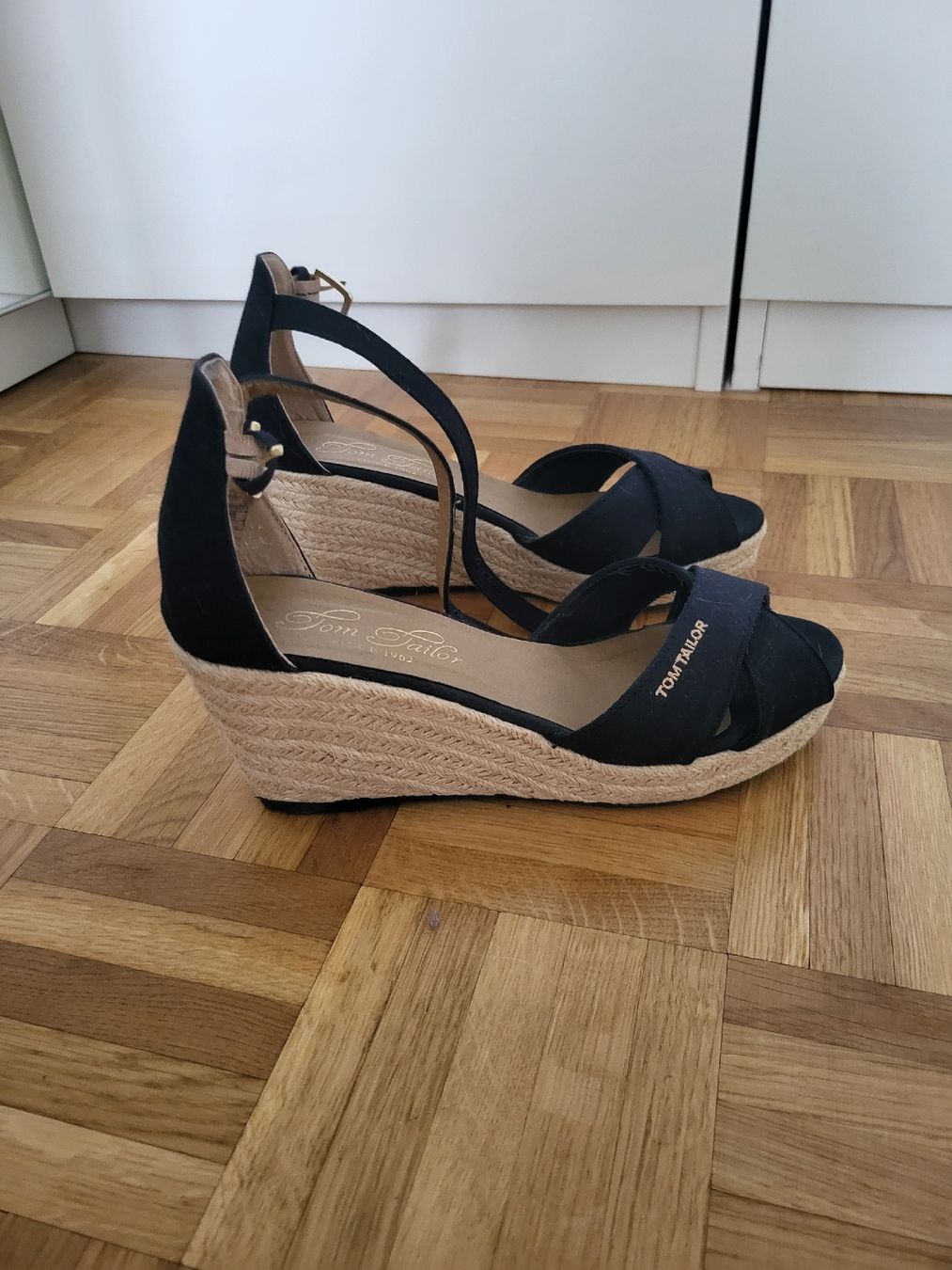 Tom Tailor Scarpe da donna: Les sandals l''été Tom Tailor, taille 38 – Usato da Pully venduto da MiaJune