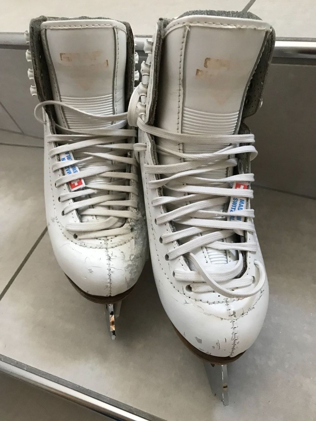 Pattini da ghiaccio: Graf Eiskunstlaufschuhe Gr. 3 1/2 M – Usato da Wagenhausen venduto da vintagesecondhand 1