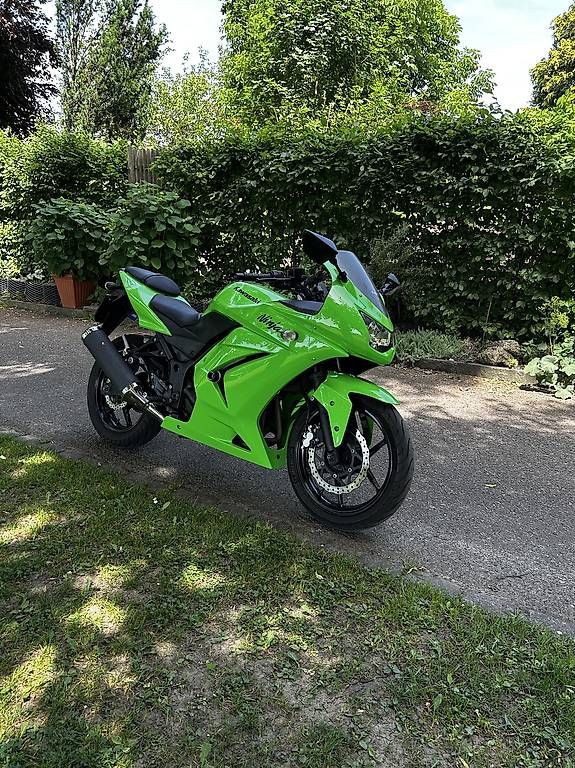 Kawasaki Strasse: Kawasaki Ninja 250R (25KW) – Gebraucht aus Schönenwerd von KADS3