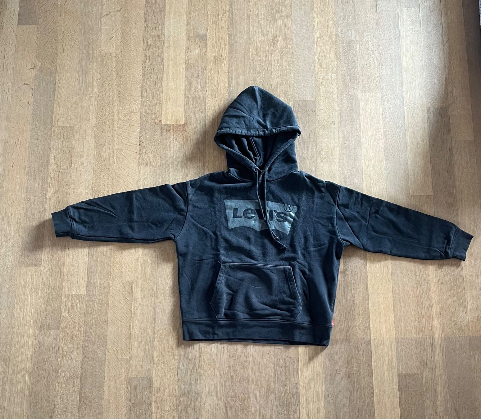 Levi's Maglioni & Felpe: Levi's Pullover schwarz – Usato da Laupen BE venduto da lee_ym6v