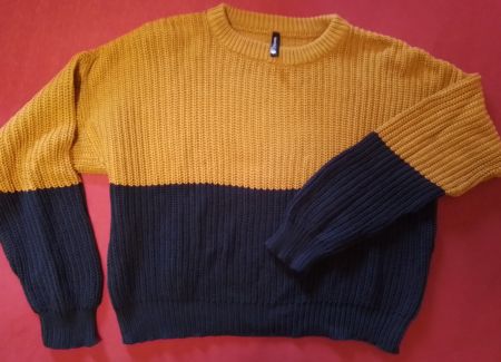 Strickpullover kurz / Gr. M / Camel/Blau