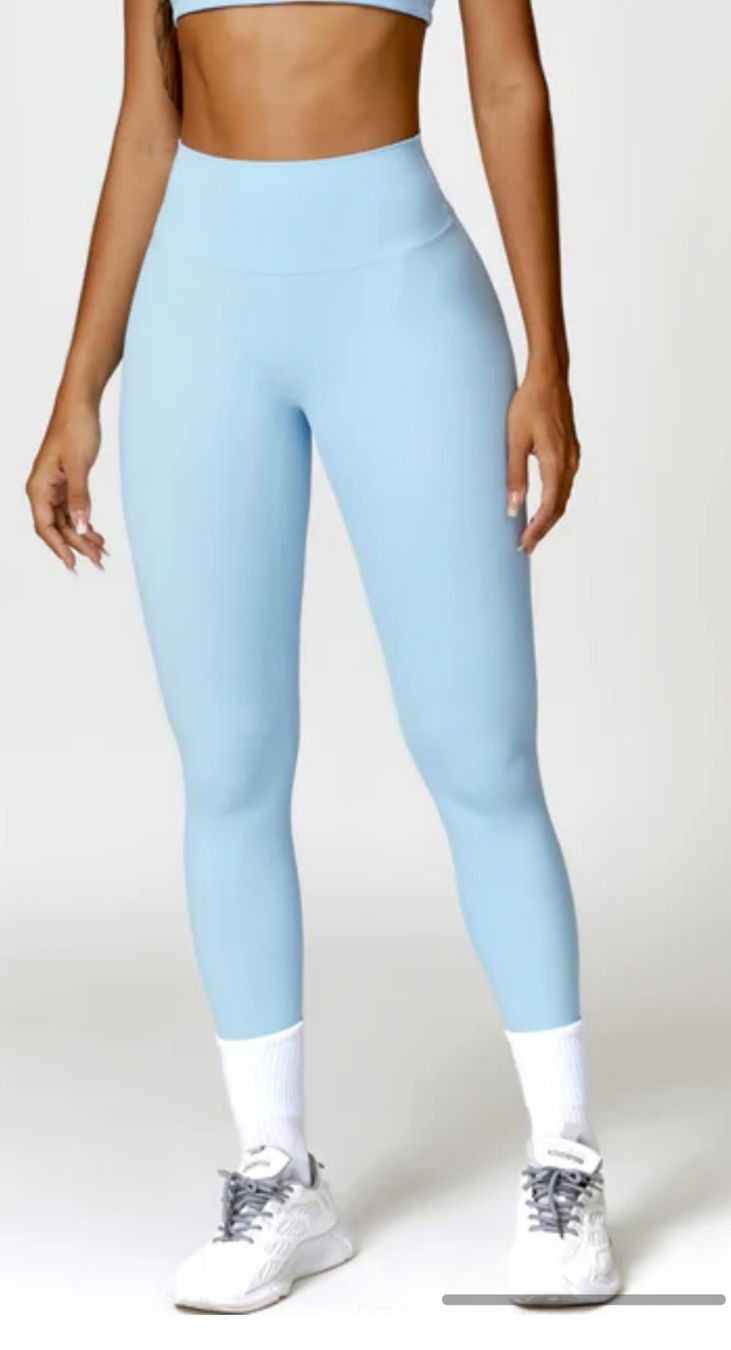 Leggings: blue leggins – Usato da Zürich venduto da tre_t57m 1