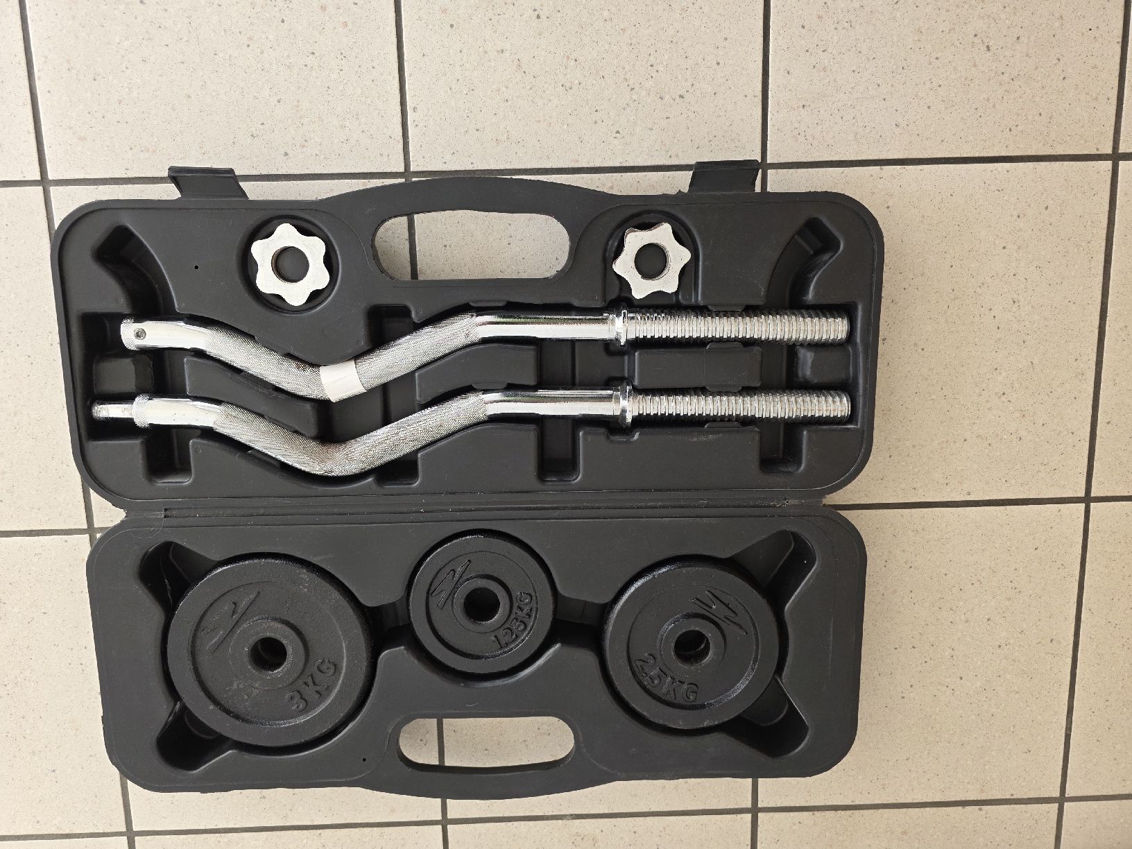Hanteln & Gewichte: Hantel-Set, Curlstange, 20.5 kg – Gebraucht aus Alberswil von mario889