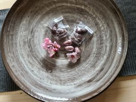 Schokobraune Keramikschale