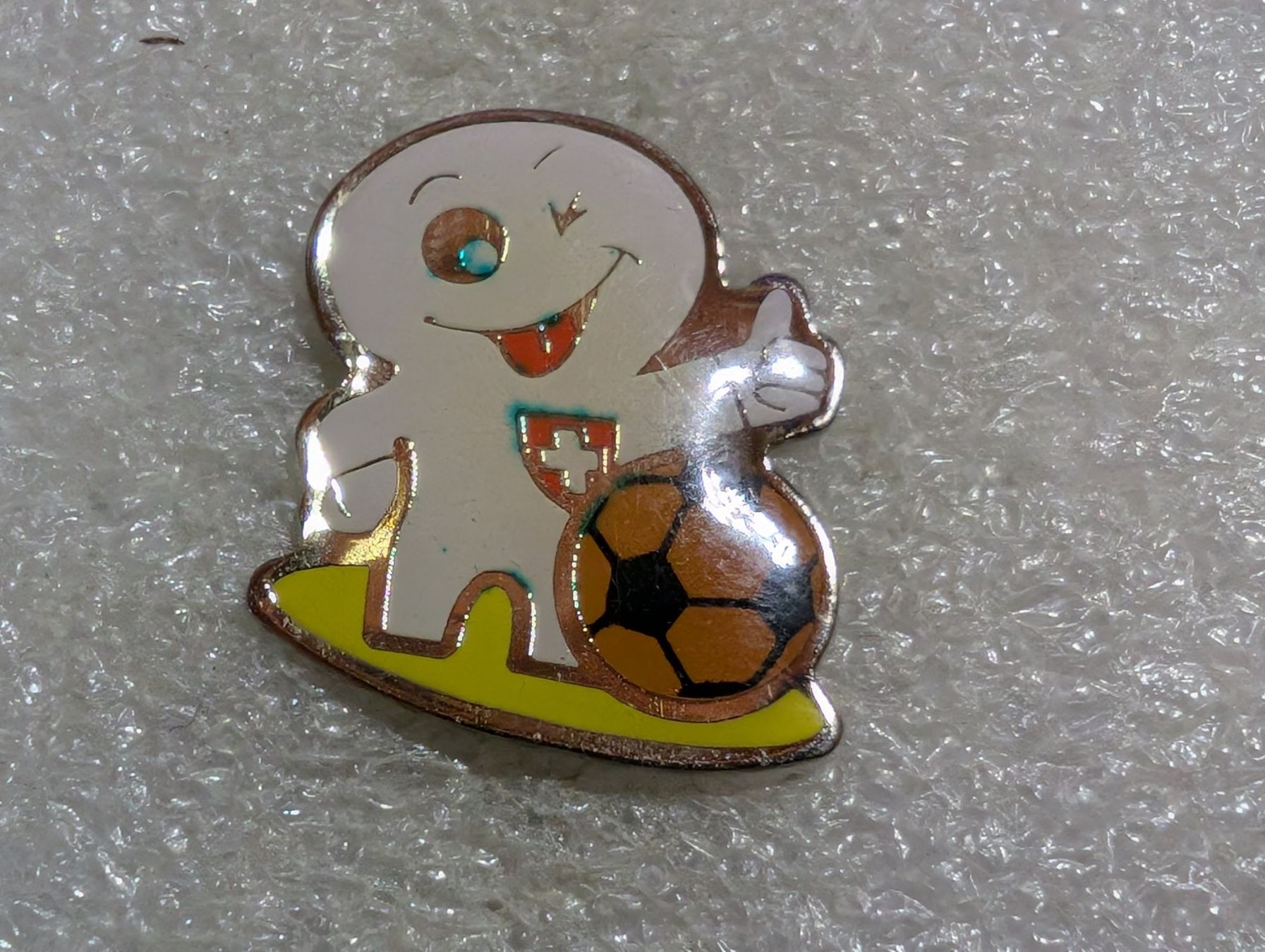 Placchette & Badge: Ansteckpin 104: Maga Bio – Usato da Oppligen venduto da Pin-Fall-Shop