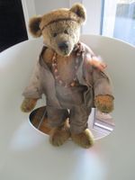 Sehr gut erhaltener Bär mit schickem Sommeroutfit 😀