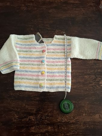 Cardigan neonato fatto a mano, in cotone