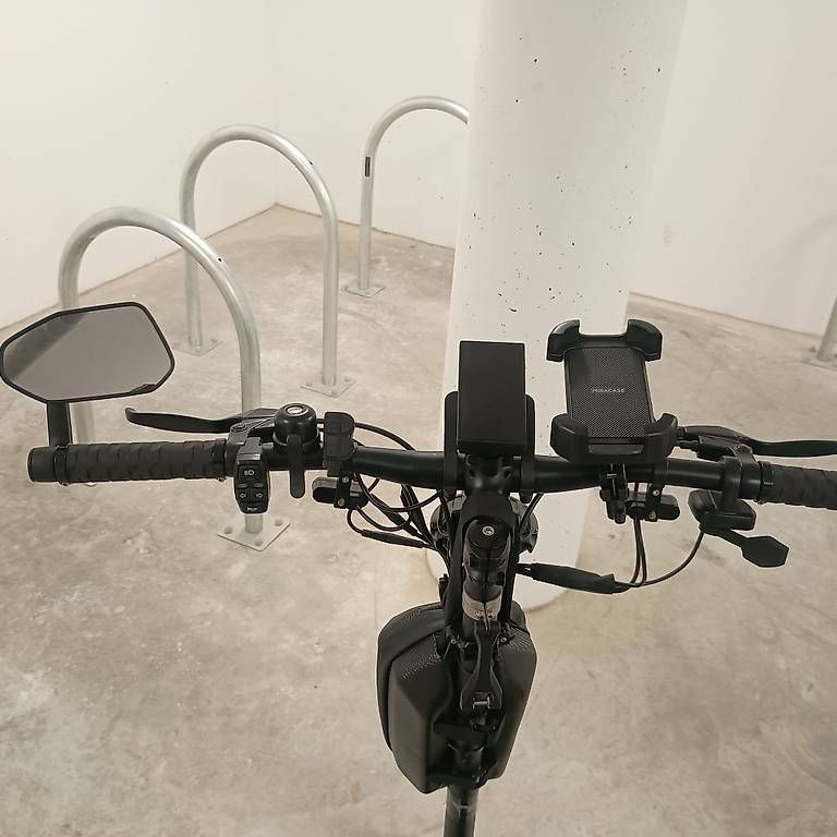 Veicoli elettrici: Trottinette électrique Nami Stellar fast neu – Usato da Basel venduto da Alirida 2