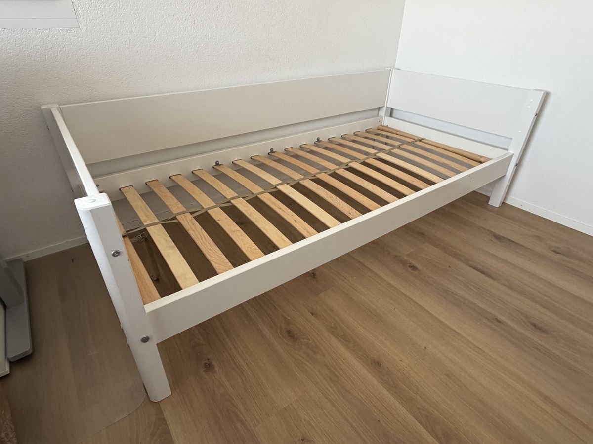 Flexa Letti: FlexaWeisses Kinderbett, 90x200 cm, mit Lattenrost – Usato da Kräiligen venduto da Chris_1983 4