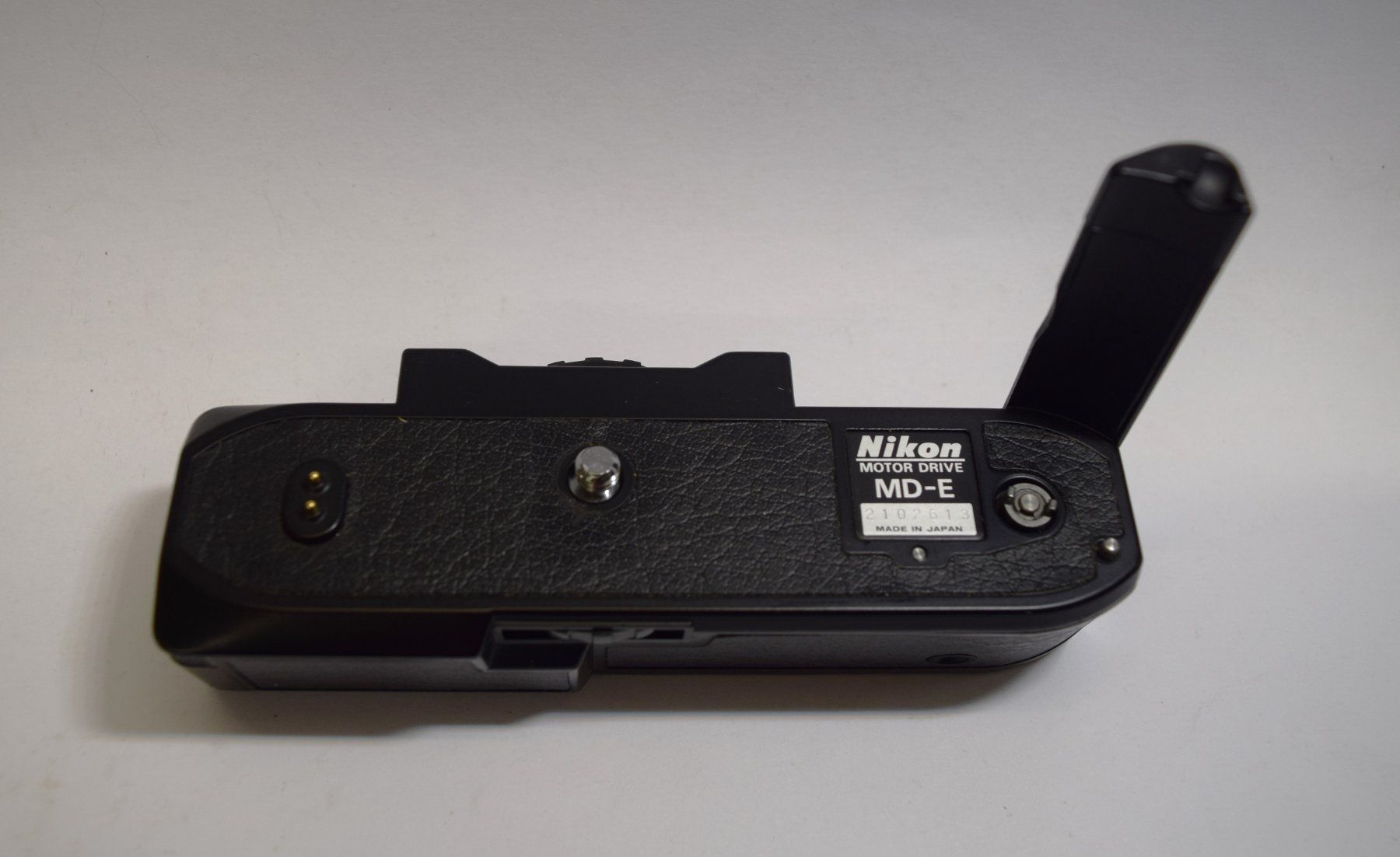 Appareil photo: Nikon Motorantrieb MD-E – D'occasion à Grabs par Fadenquarz