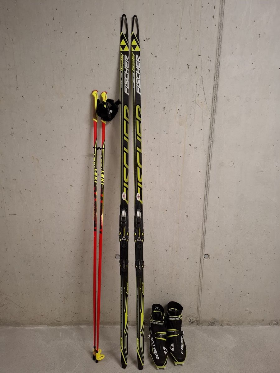 Fischer Skis: Fischer Langlaufset RCS Carbon Lite – D'occasion à Bönigen par MiHei