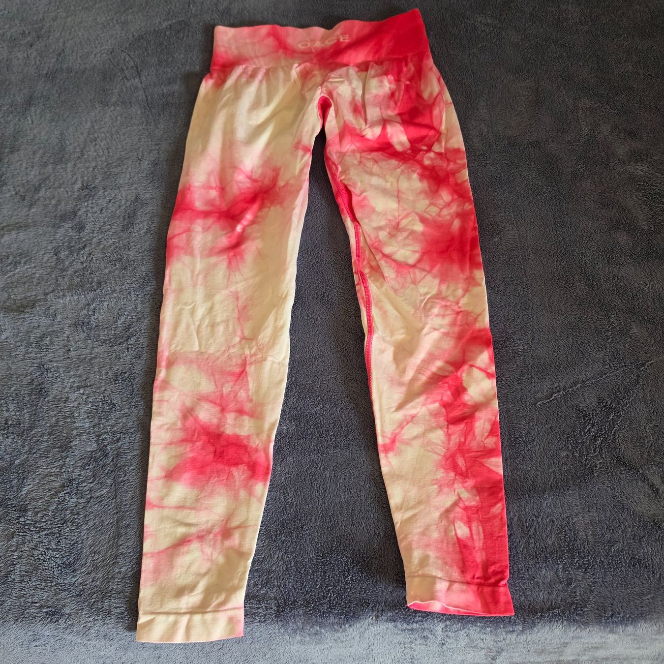 Oace Leggings: Oace Leggings "Live Batik" Gr. M – Nuovo (secondo la descrizione) da Fehraltorf venduto da shiilaa.hoot 1