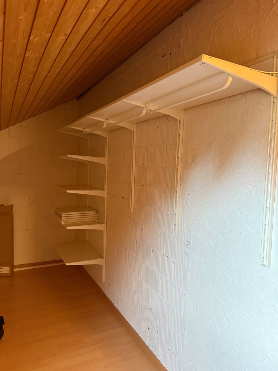 Scaffali: Ikea Algot Wandregal System weiss Metall gebraucht – Usato da Zürich venduto da nat_5622 1