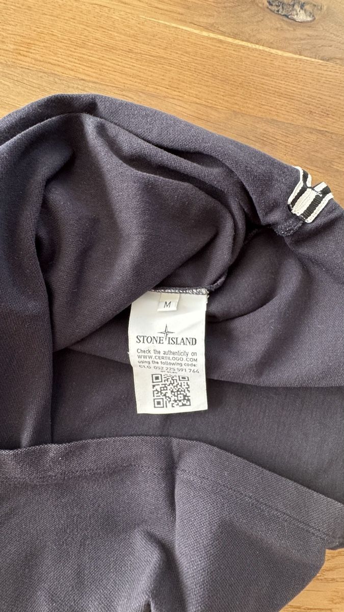 Stone Island Polo-Shirts: Stone Island Polohemd (M) – Gebraucht aus Gränichen von Buc-ees 2
