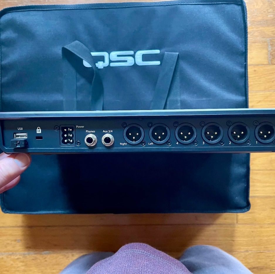 Qsc Console di mixaggio: QSC-Touchmix 8 – Usato da Moutier venduto da Playbit68 2