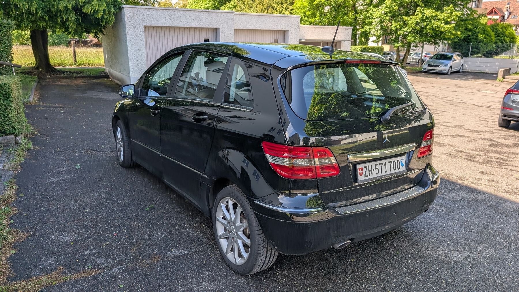 Mercedes-Benz Automobili: Mercedes B180 2009. Getriebedefekt. Export/Bastler – Difettoso da Niederglatt ZH venduto da dim_rvh9 1