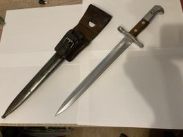 Altes Bajonett mit Scheide / Sehr guter Zustand / Sammlerstü