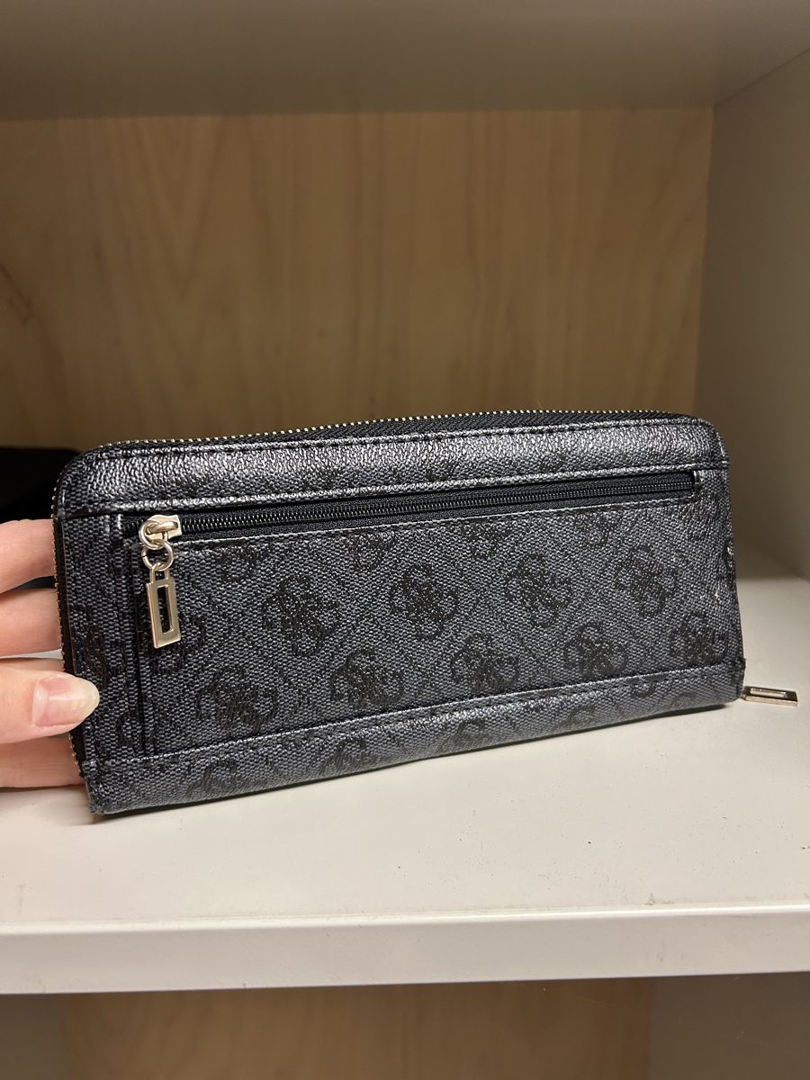 Guess Portamonete: Guess Portemonnaie – Nuovo (secondo la descrizione) da Thun venduto da ann_j9cx 1