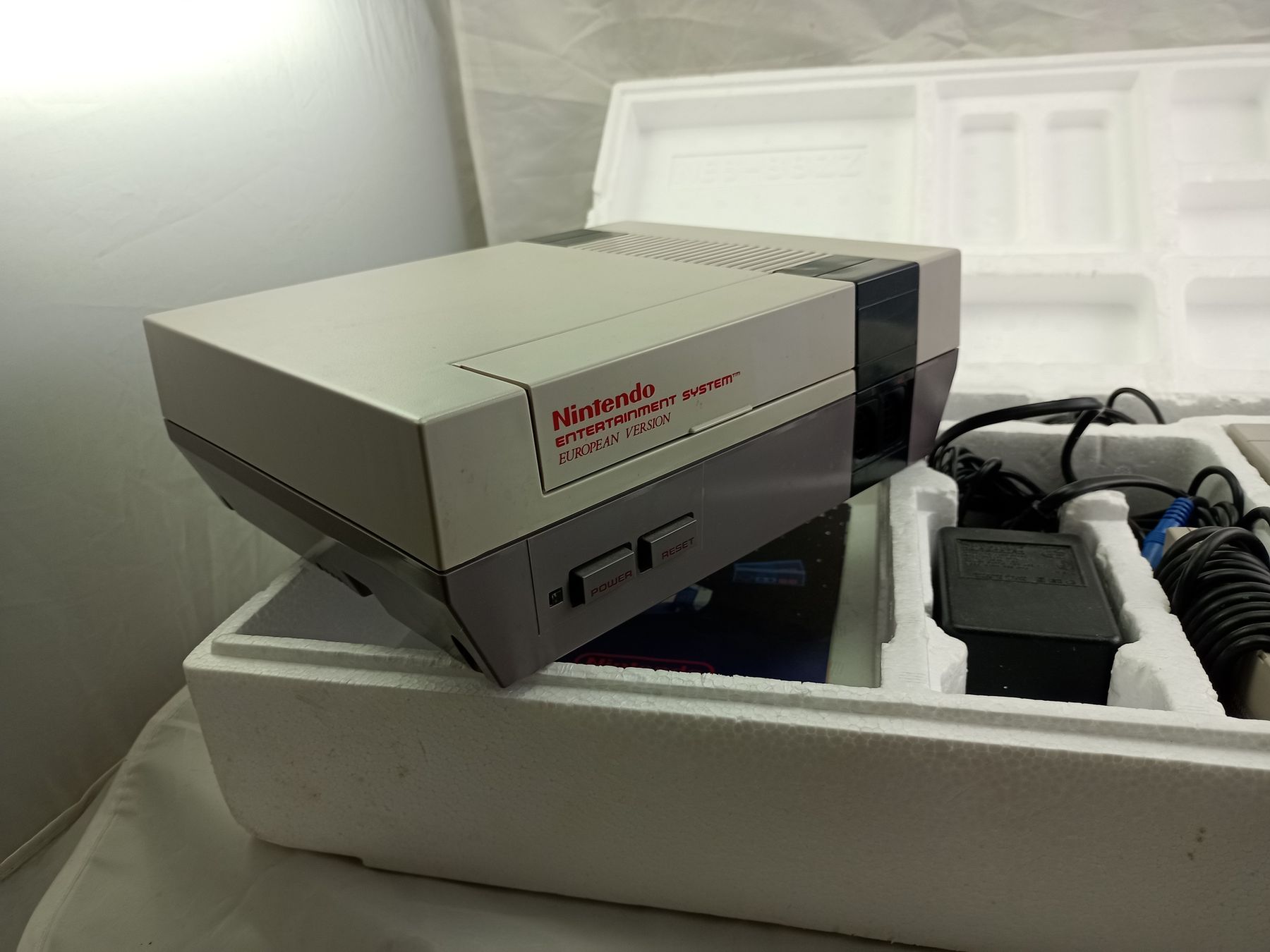 Konsolen: Nintendo NES Super Set mit OVP – Gebraucht aus Buchs AG von SellAndBuyX 8
