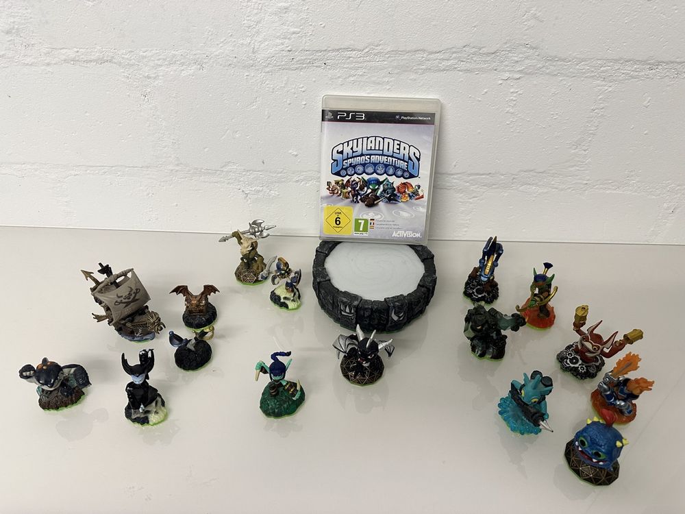 thumbnail image 2 of Skylanders Spyro’s Adventure & Giants Portal – Compatible With PS3, PS4, Wii, Wii U 2 of 4