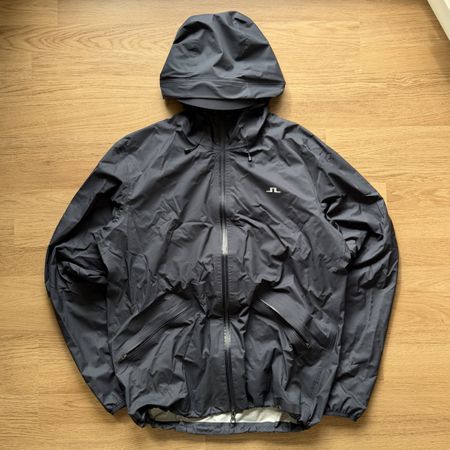 J.Lindeberg Regenjacke dunkelblau mit Kapuze guter Zustand