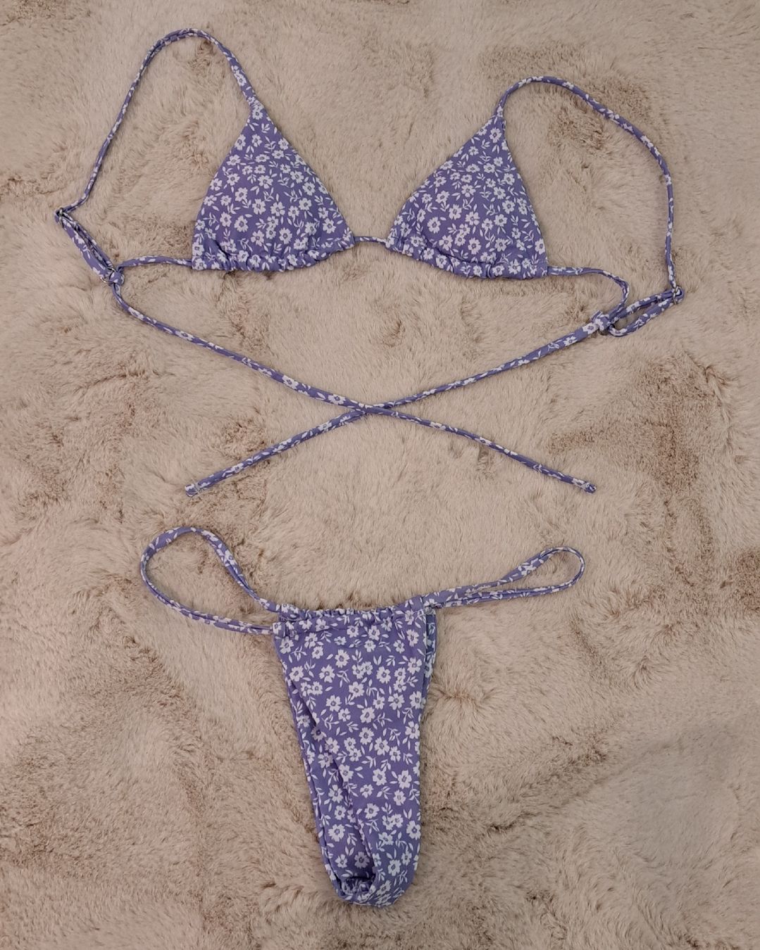 Shein Costumi da bagno & Bikini: Lilafarbenes Bikini-Set mit Blumenmuster, Grösse XS – Nuovo (secondo la descrizione) da Euthal venduto da mel_ts8t