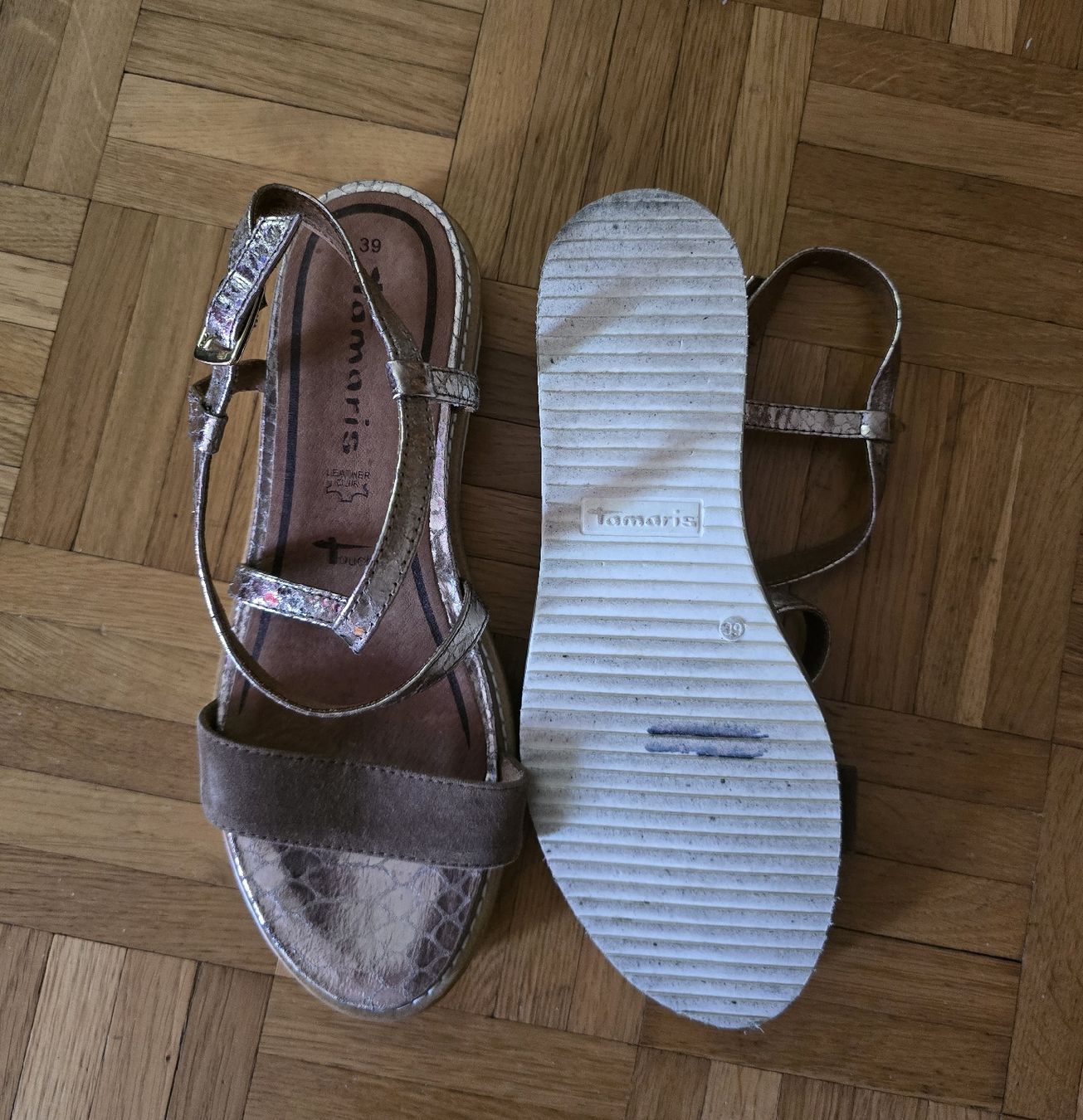 Tamaris Damenschuhe: Sandalen – Gebraucht aus Jona von baccara55 2