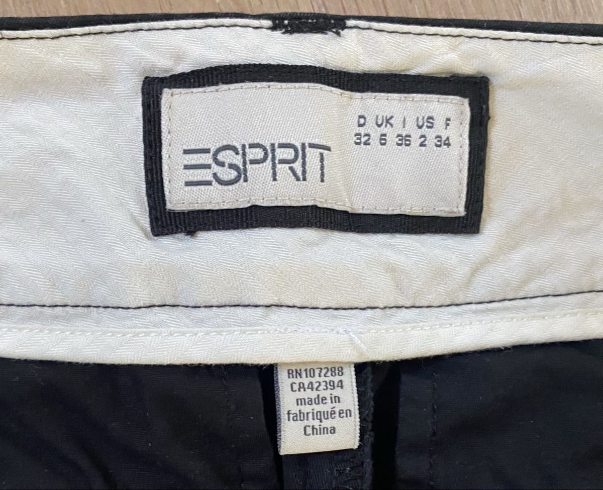 Esprit Hosen: Neuwertige schwarze Stoffhose Esprit Grösse D32 – Neu (gemäss Beschreibung) aus Winkel von Flyhy2020 5
