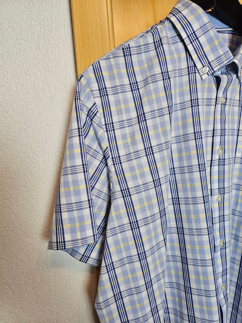C&A Hemden: 2 Kurzarm-Hemden Regular Fit Gr. 41-42 / L – Gebraucht aus Einigen von Pretorius66 2