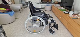 Rollstuhl Sunrise Medical Breezy Basix mit Kippschutz
