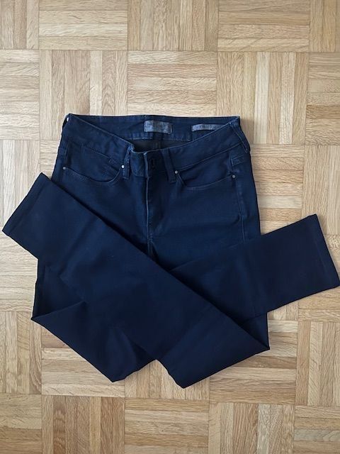 Guess Jeans: "GUESS" Jeans Gr. 36 – Nuovo (secondo la descrizione) da Walenstadt venduto da ricamul 7