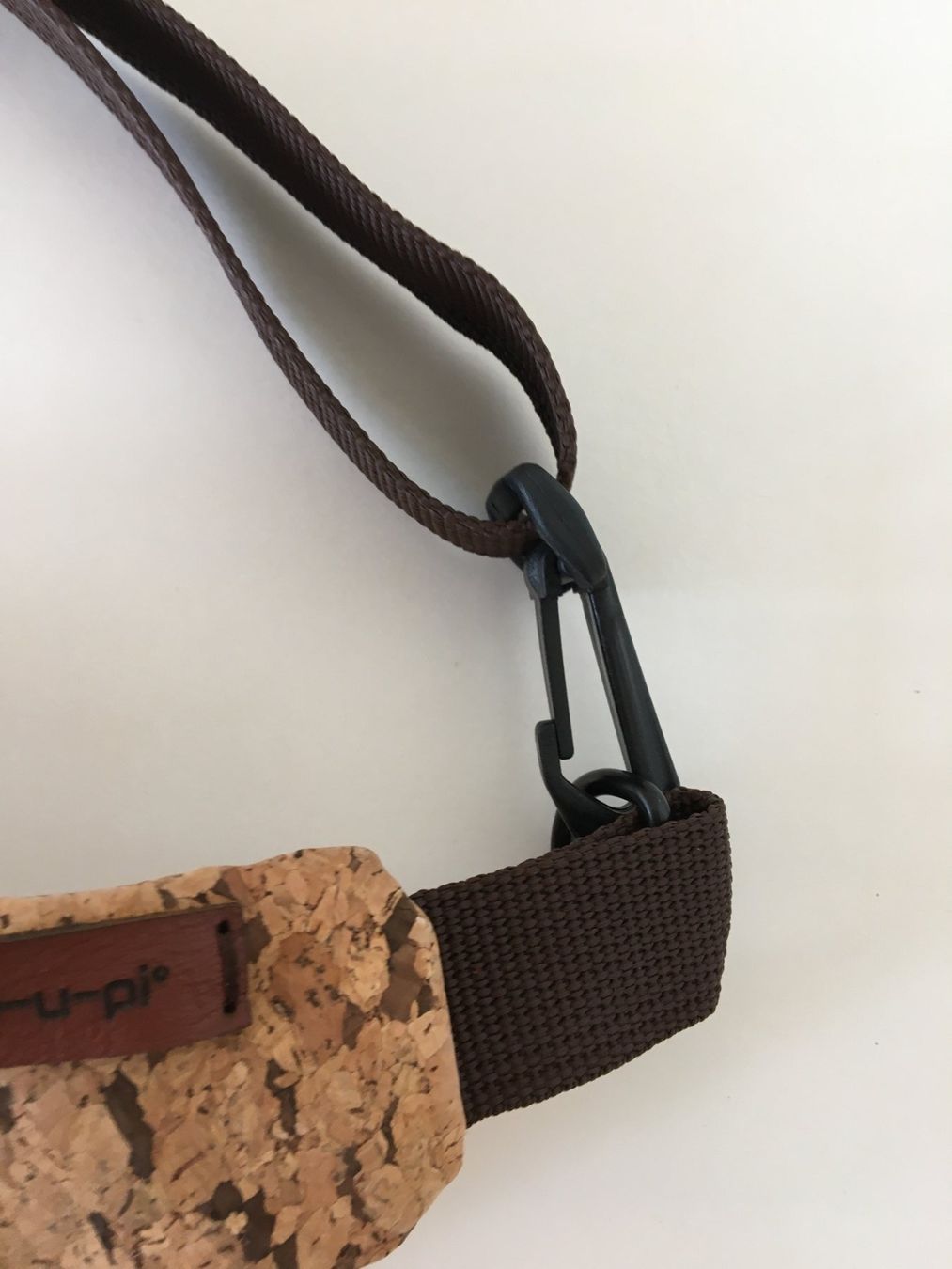 Borse: Crossbag oder Bauchtasche aus Kork – Nuovo e nell'imballaggio originale da Reinach BL venduto da Rochriba 3