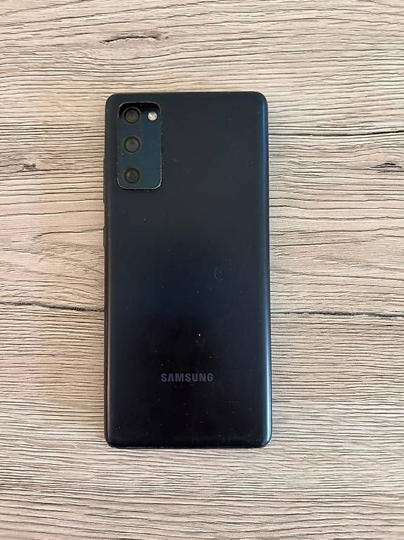 Telefoni cellulari / Smartphones: Samsung Galaxy S20 FE 5G – Usato da Langnau am Albis venduto da Seebueb96 1