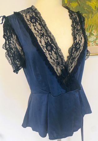 BY MALENE BIRGER Top aus 100% Seide mit Spitzen 38 36