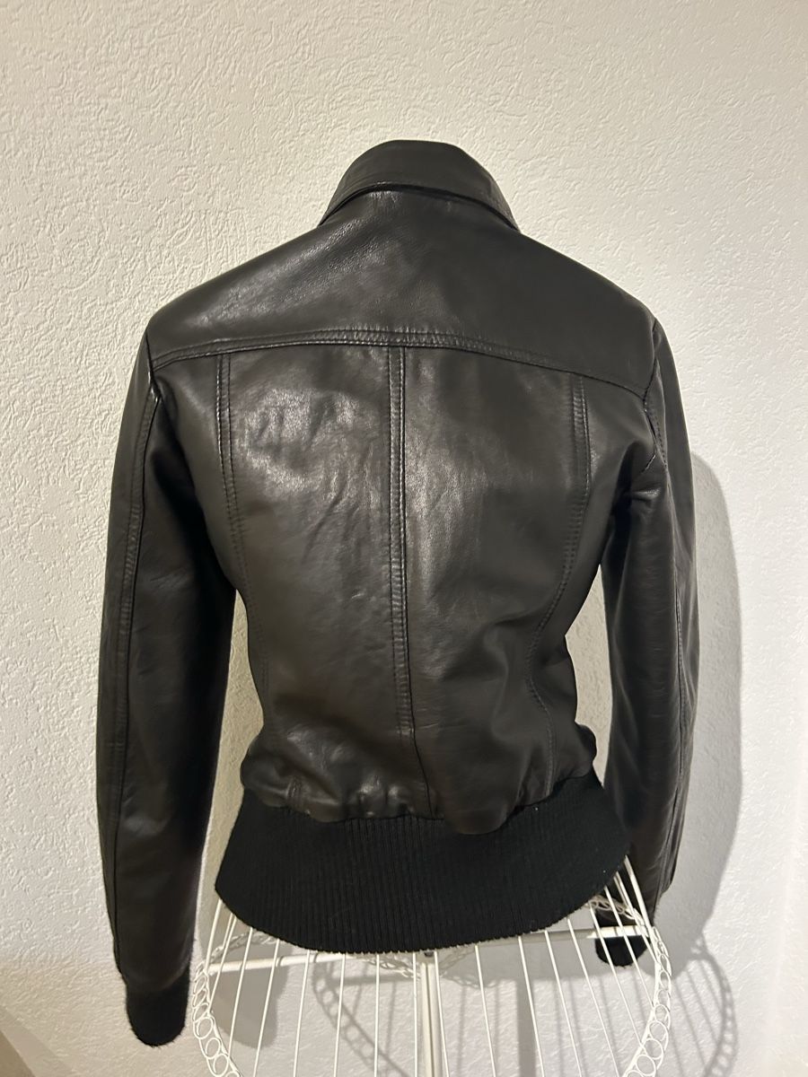 Vestes: Lederjacke – D'occasion à Schmitten FR par let_k9yc 1