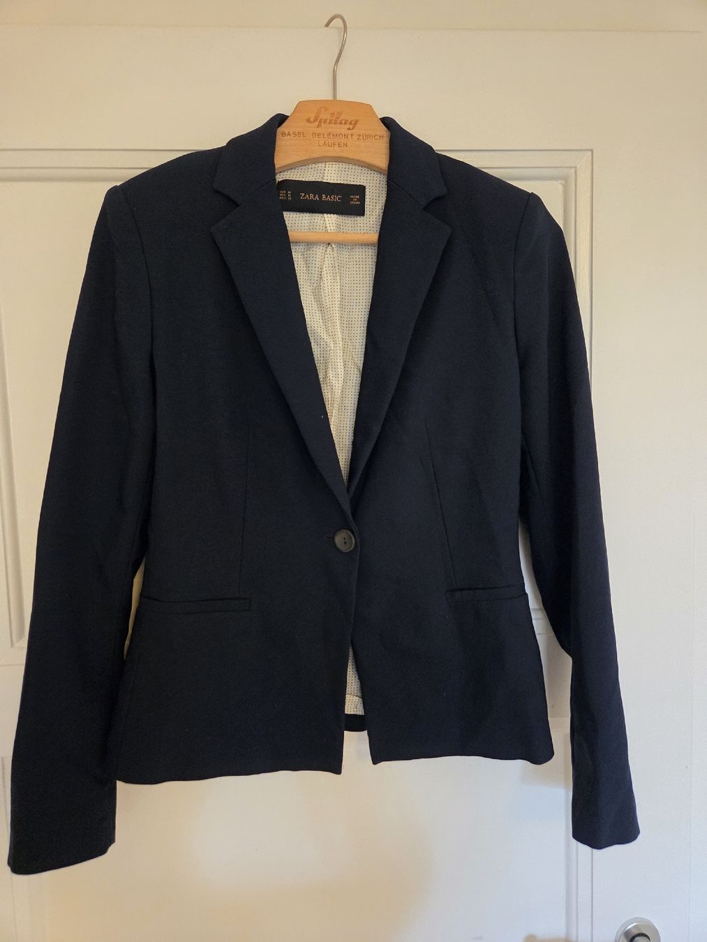 Zara Vestes: blazer – Neuf (Voir description) à Lausanne par hel_ll2g