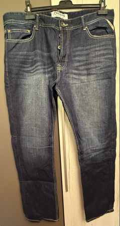 Jeans homme CREEKS, taille 50, parfait pour l'automne.