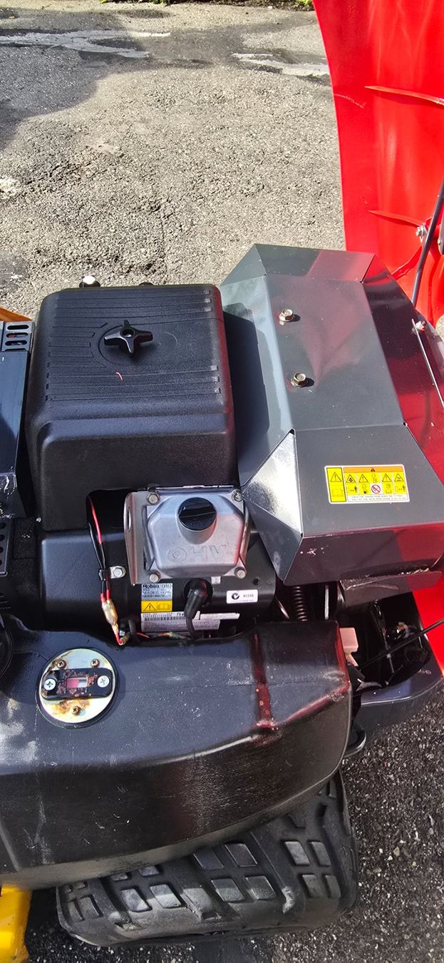 Tagliaerba: Aufsitzmäher Rasentraktor  4x4  23hp – Usato da Rain venduto da Fafan069 9